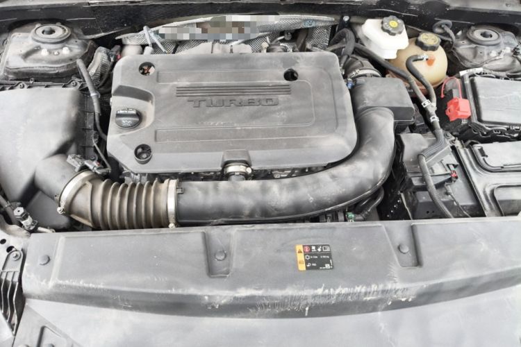 Used Buick Envision 2021 Encore Plus 652T Five-Seat All-Wheel-Drive Luxury Model Engine Bay