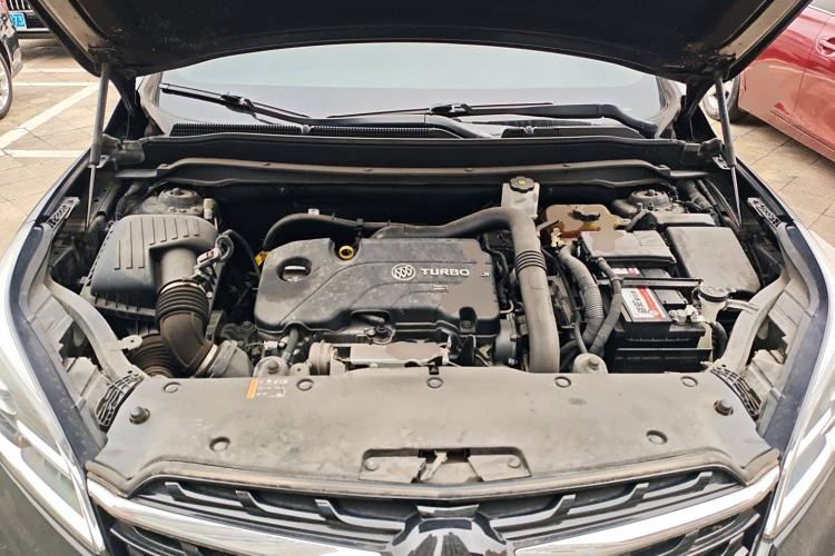Used Buick Envision 2021 532T Two-Wheel-Drive Elite Version Engine Bay