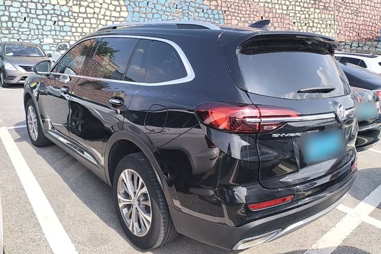 Used Buick Envision 2021 Encore Plus 652T Five-Seat Luxury Model Exterior 2