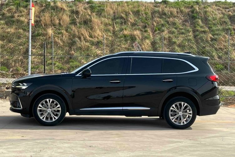 Used Buick Envision 2021 Encore Plus 652T Five-Seat Luxury Model Exterior 8