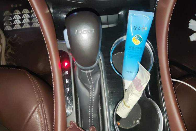 Used Buick Envision 2021 532T Two-Wheel-Drive Elite Version Gear Lever