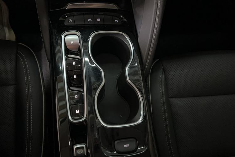 Used Buick Envision 2021 Encore Plus 652T Five-Seat Luxury Model Gear Lever