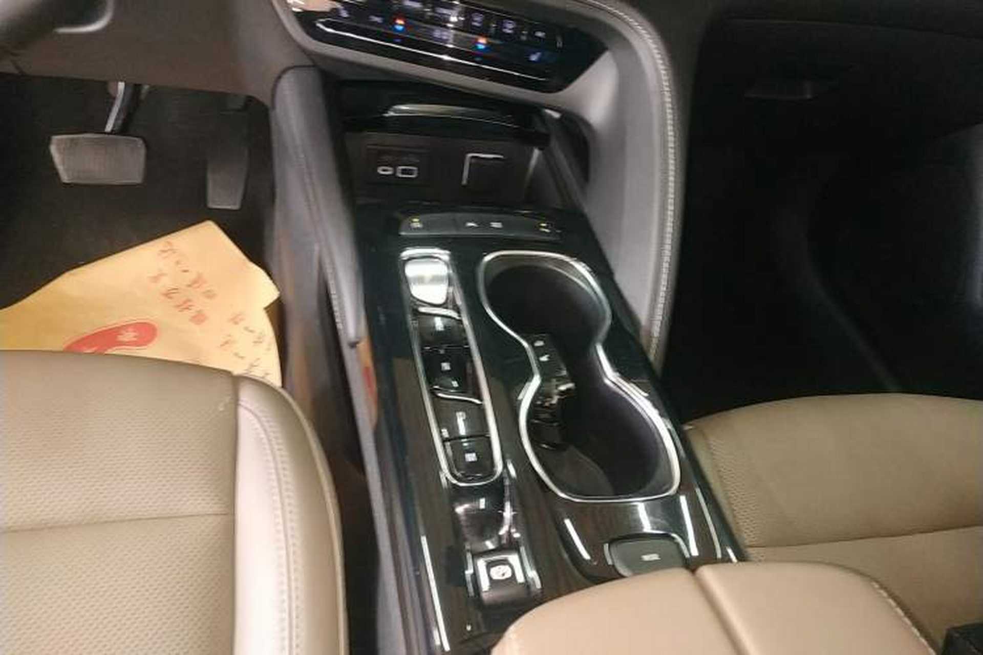 Used Buick Envision 2021 Encore Plus 652T Five-Seat Luxury Model Gear Lever