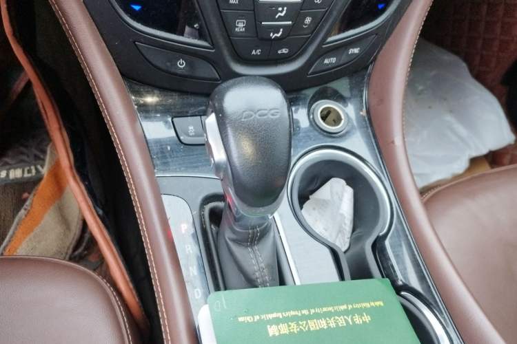 Used Buick Envision 2021 532T Two-Wheel-Drive Elite Version Gear Lever