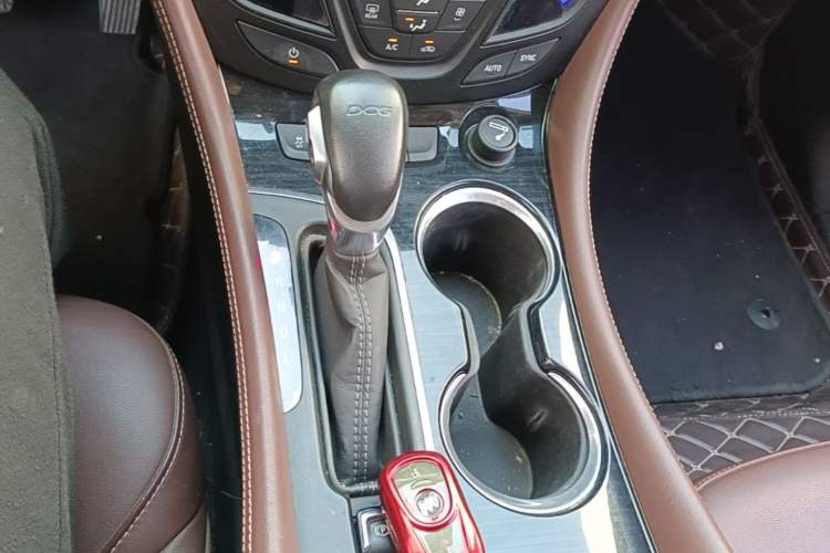 Used Buick Envision 2021 532T Two-Wheel-Drive Elite Version Gear Lever