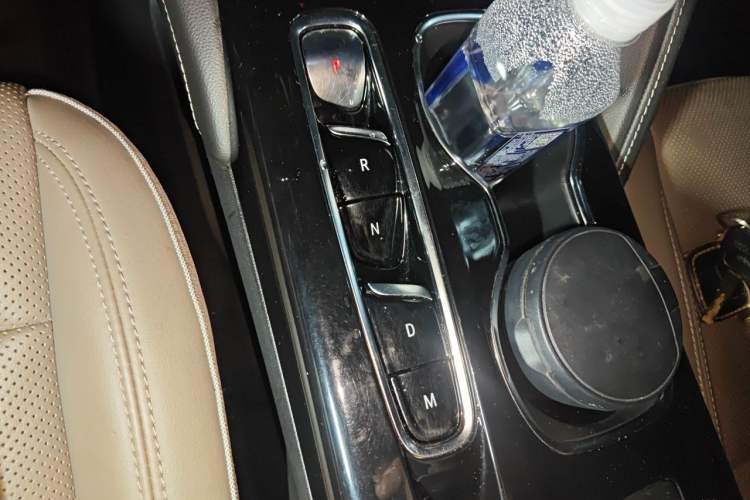 Used Buick Envision 2021 Encore Plus 652T Five-Seat Luxury Model Gear Lever