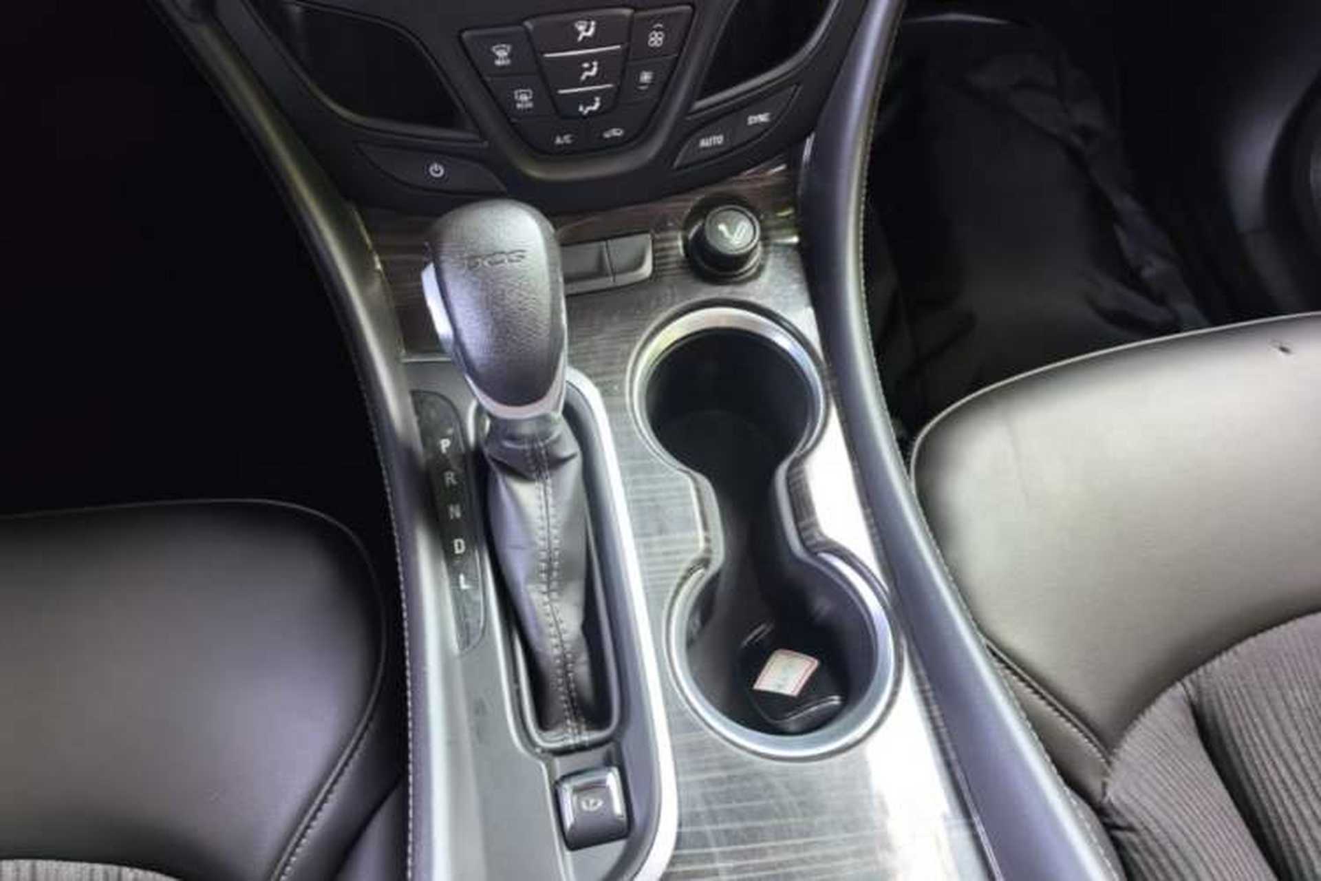 Used Buick Envision 2021 532T Two-Wheel-Drive Leading Version Gear Lever