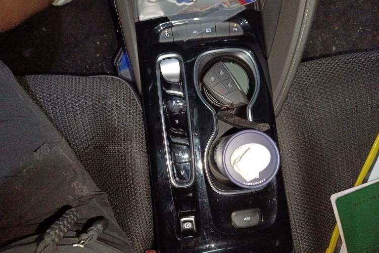 Used Buick Envision 2021 Encore Plus 652T Five-Seat Luxury Model Gear Lever