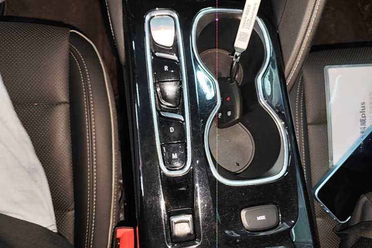 Used Buick Envision 2021 Encore Plus 652T Five-Seat Luxury Model Gear Lever