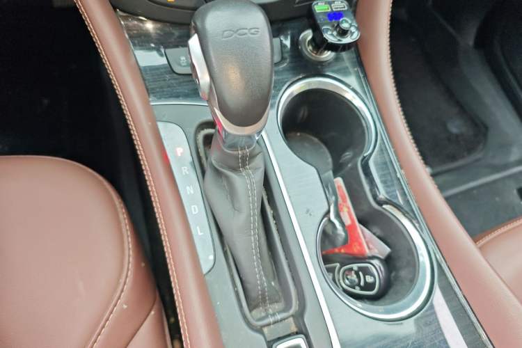 Used Buick Envision 2021 532T Two-Wheel-Drive Elite Version Gear Lever