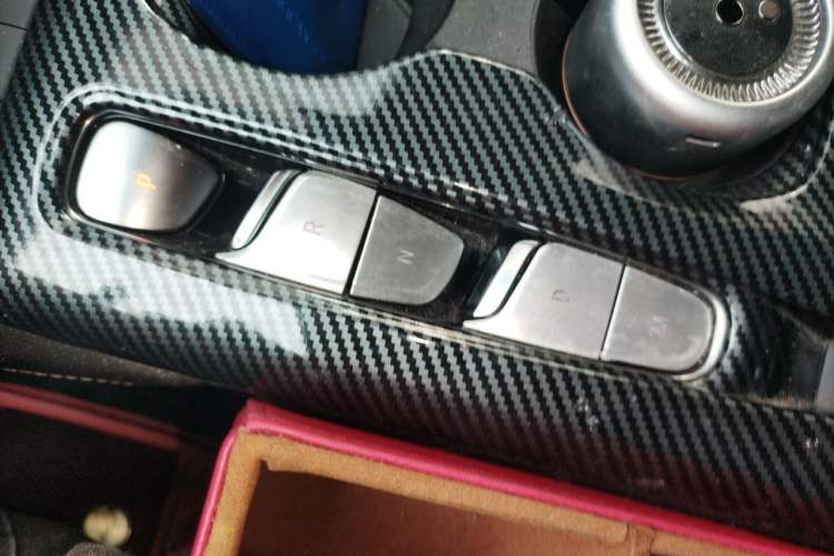 Used Buick Envision 2021 Encore Plus 652T Five-Seat All-Wheel-Drive Luxury Model Gear Lever