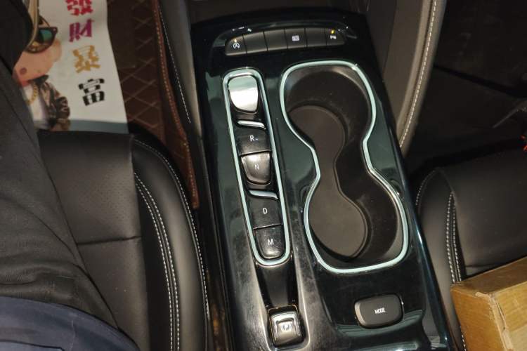 Used Buick Envision 2021 Encore Plus 652T Five-Seat Elite Model Gear Lever