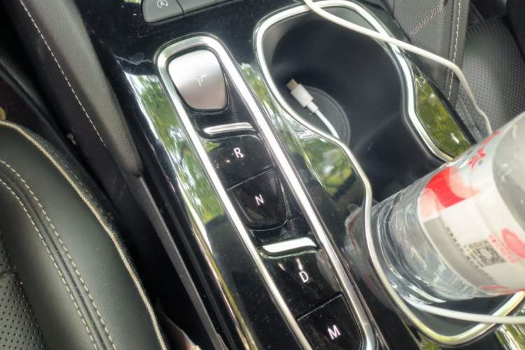 Used Buick Envision 2021 Encore Plus 652T Five-Seat Luxury Model Gear Lever