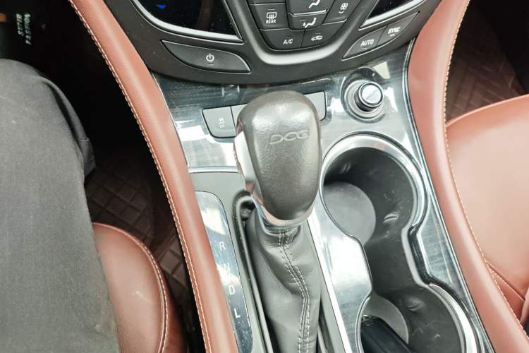 Used Buick Envision 2021 532T Two-Wheel-Drive Elite Version Gear Lever
