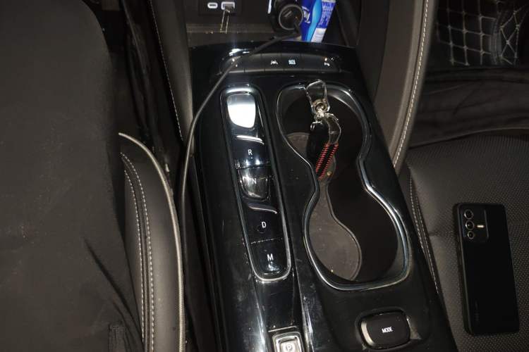 Used Buick Envision 2021 Encore Plus 652T 7-Seat Luxury Model Gear Lever