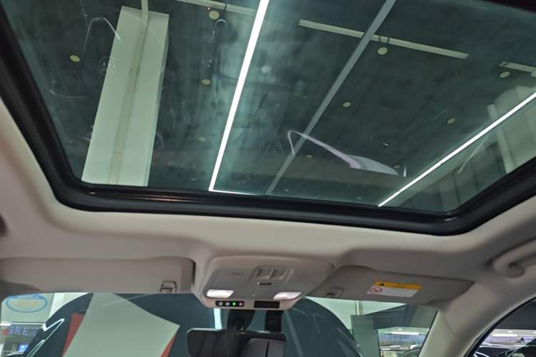 Used Buick Envision 2021 532T Two-Wheel-Drive Luxury Version Headliner