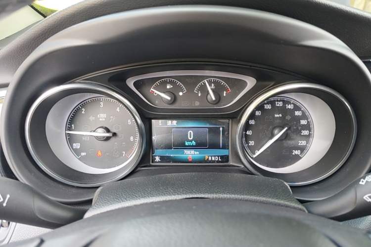 Used Buick Envision 2021 532T Two-Wheel-Drive Elite Version Instrument Cluster
