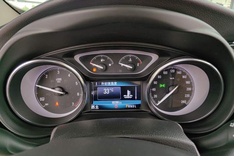Used Buick Envision 2021 532T Two-Wheel-Drive Elite Version Instrument Cluster