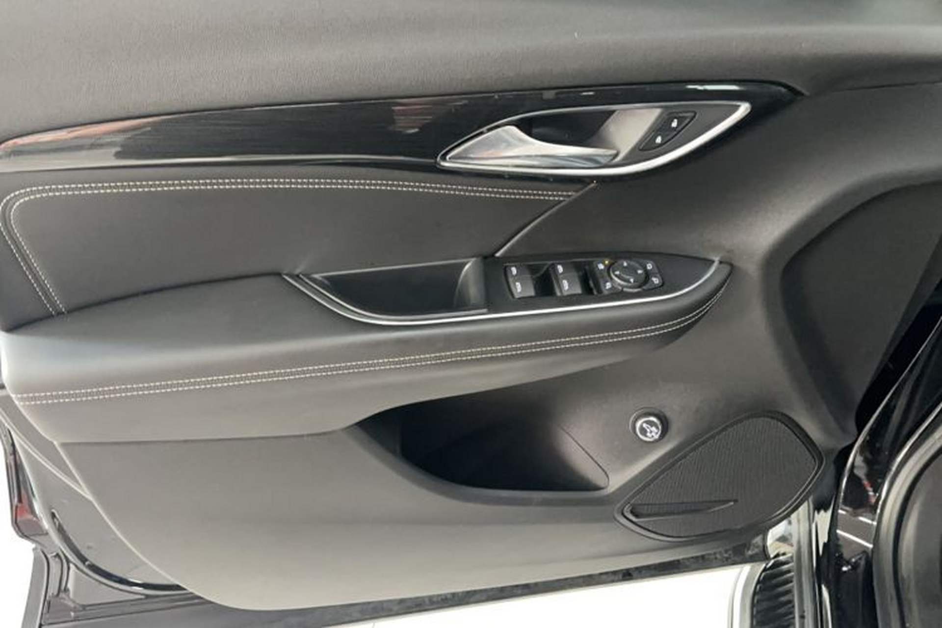 Used Buick Envision 2021 Encore Plus 652T Five-Seat Luxury Model Interior 1