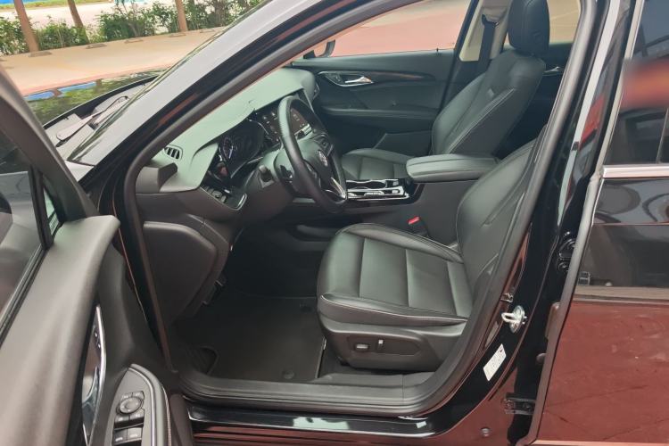 Used Buick Envision 2021 Encore Plus 652T Five-Seat All-Wheel-Drive Luxury Model Interior 1