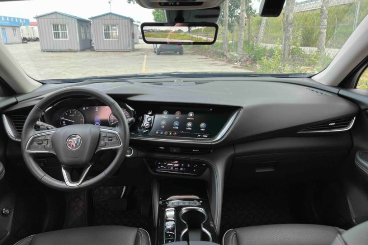 Used Buick Envision 2021 Encore Plus 652T Five-Seat All-Wheel-Drive Luxury Model Interior 2