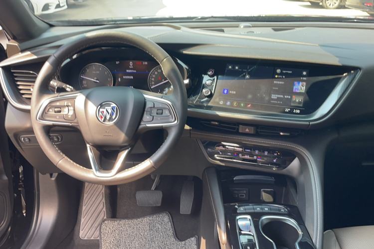 Used Buick Envision 2021 Encore Plus 652T Five-Seat Luxury Model Interior 3