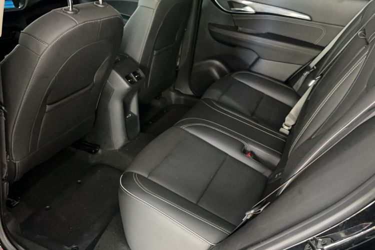 Used Buick Envision 2021 Encore Plus 652T Five-Seat Luxury Model Interior 6