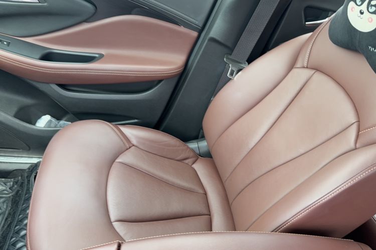 Used Buick Envision 2021 532T Two-Wheel-Drive Elite Version Interior 7