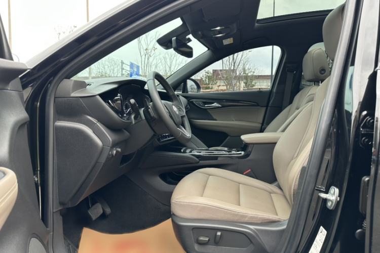 Used Buick Envision 2021 Encore Plus 652T Five-Seat Luxury Model Interior 8
