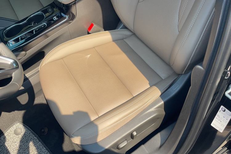 Used Buick Envision 2021 Encore Plus 652T Five-Seat Luxury Model Left Front Seat