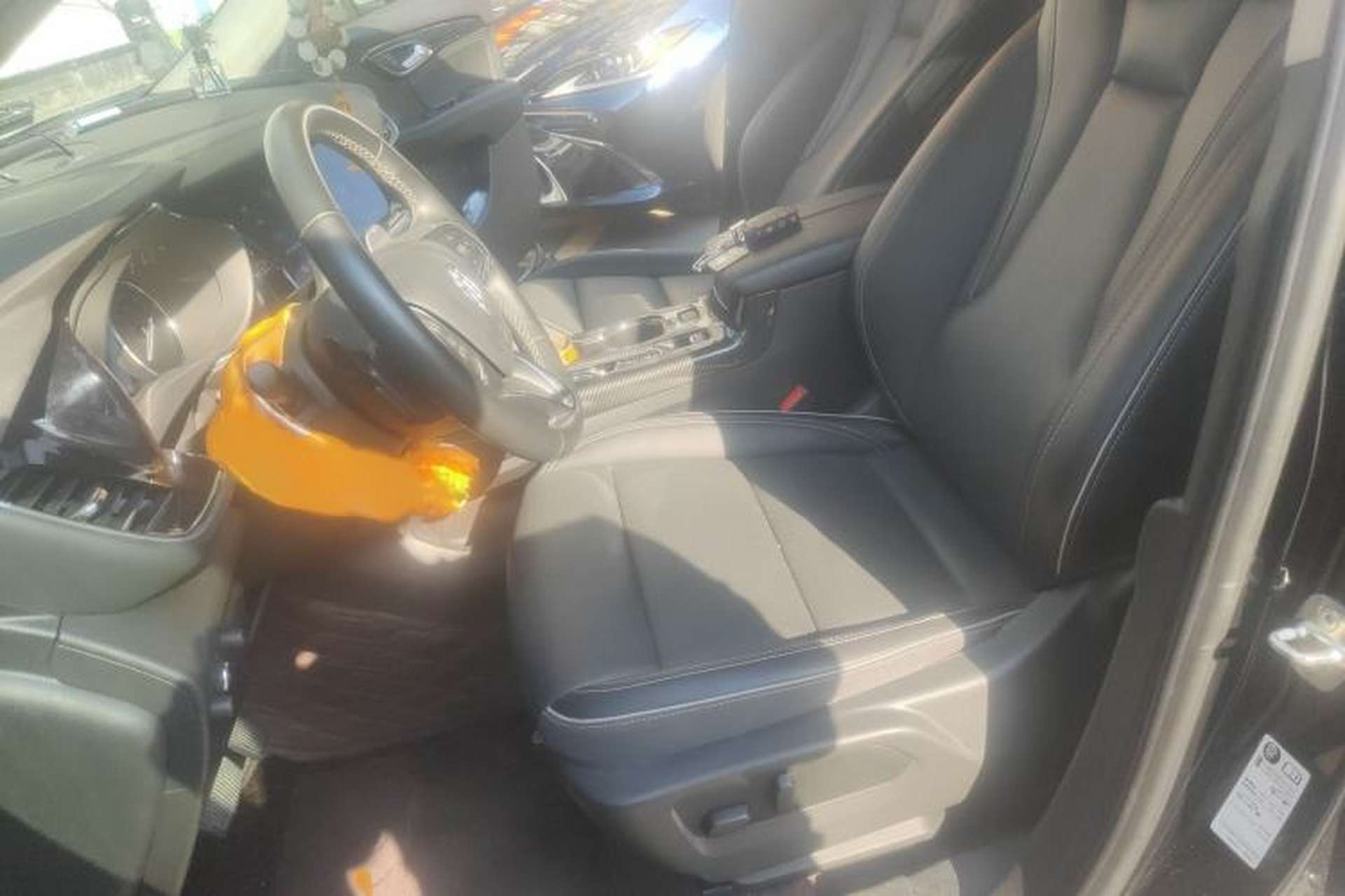 Used Buick Envision 2021 Encore Plus 652T 7-Seat Luxury Model Left Front Seat