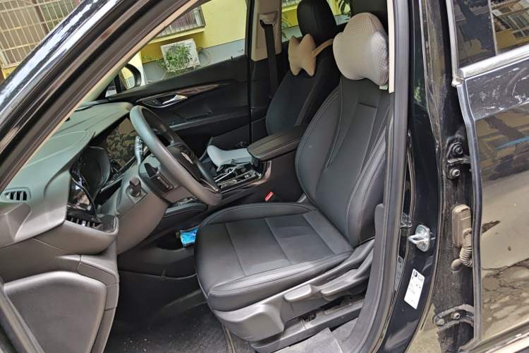 Used Buick Envision 2021 Encore Plus 652T Five-Seat Elite Model Left Front Seat