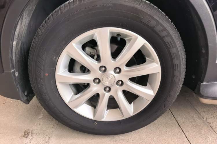 Used Buick Envision 2021 532T Two-Wheel-Drive Elite Version Left Front Wheel Hub