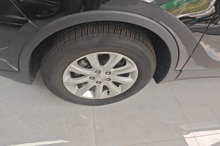 Used Buick Envision 2021 532T Two-Wheel-Drive Luxury Version Left Front Wheel Hub
