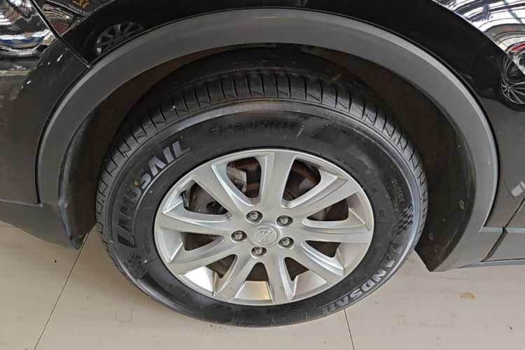Used Buick Envision 2021 532T Two-Wheel-Drive Elite Version Left Front Wheel Hub