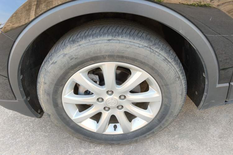 Used Buick Envision 2021 532T Two-Wheel-Drive Leading Version Left Front Wheel Hub