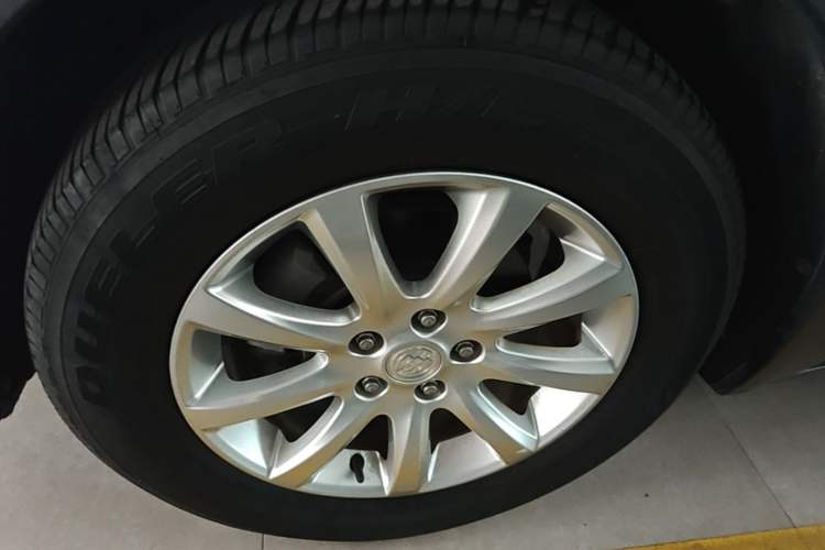 Used Buick Envision 2021 532T Two-Wheel-Drive Elite Version Left Front Wheel Hub