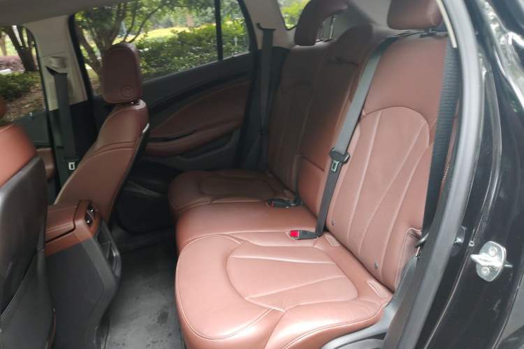 Used Buick Envision 2021 532T Two-Wheel-Drive Luxury Version Left Rear Seat