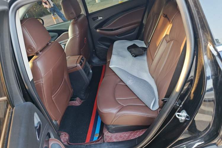 Used Buick Envision 2021 532T Two-Wheel-Drive Elite Version Left Rear Seat