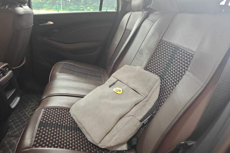 Used Buick Envision 2021 532T Two-Wheel-Drive Elite Version Left Rear Seat