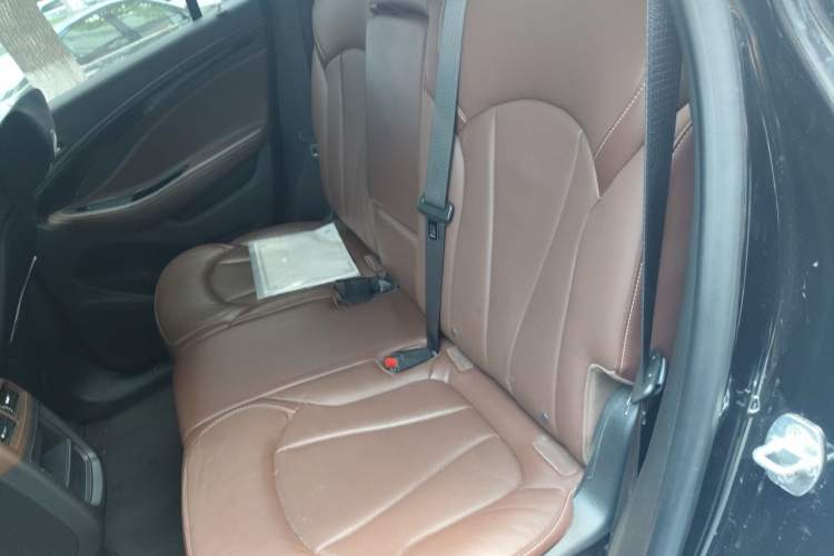 Used Buick Envision 2021 532T Two-Wheel-Drive Luxury Version Left Rear Seat