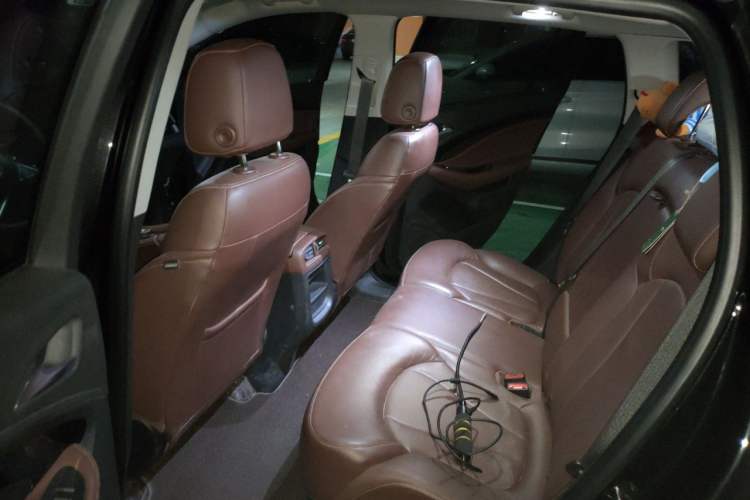 Used Buick Envision 2021 532T Two-Wheel-Drive Elite Version Left Rear Seat