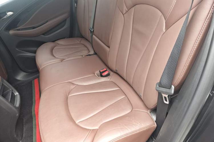 Used Buick Envision 2021 532T Two-Wheel-Drive Elite Version Left Rear Seat