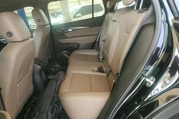 Used Buick Envision 2021 Encore Plus 652T Five-Seat Luxury Model Left Rear Seat