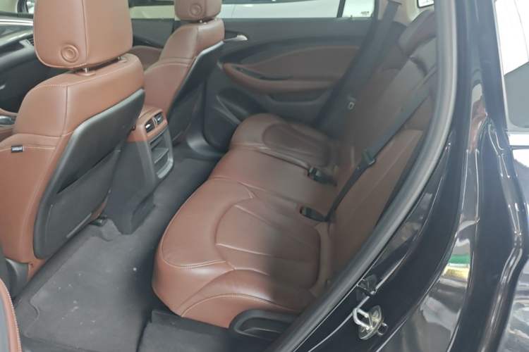 Used Buick Envision 2021 532T Two-Wheel-Drive Luxury Version Left Rear Seat