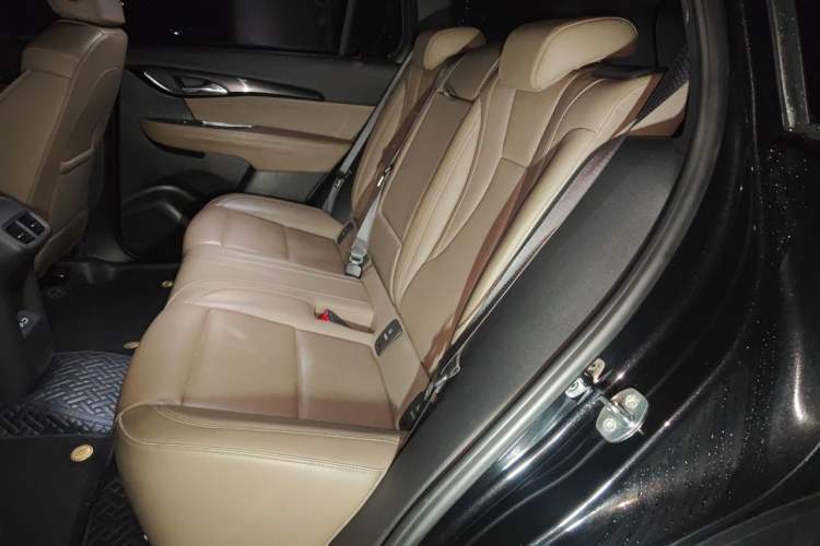 Used Buick Envision 2021 Encore Plus 652T Five-Seat Luxury Model Left Rear Seat