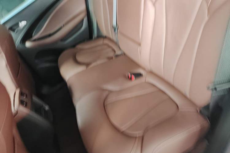 Used Buick Envision 2021 532T Two-Wheel-Drive Elite Version Left Rear Seat