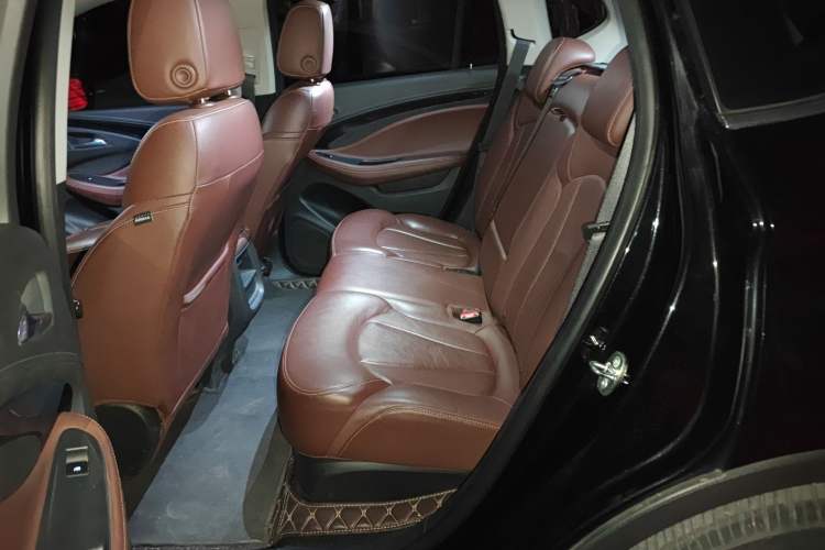Used Buick Envision 2021 532T Two-Wheel-Drive Elite Version Left Rear Seat