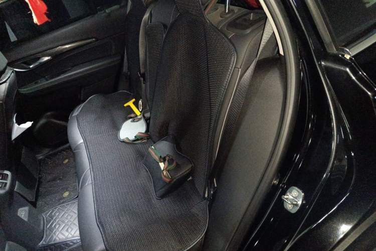 Used Buick Envision 2021 Encore Plus 652T Five-Seat Luxury Model Left Rear Seat