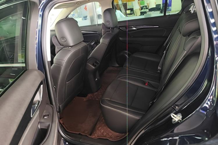 Used Buick Envision 2021 Encore Plus 652T Five-Seat Luxury Model Left Rear Seat